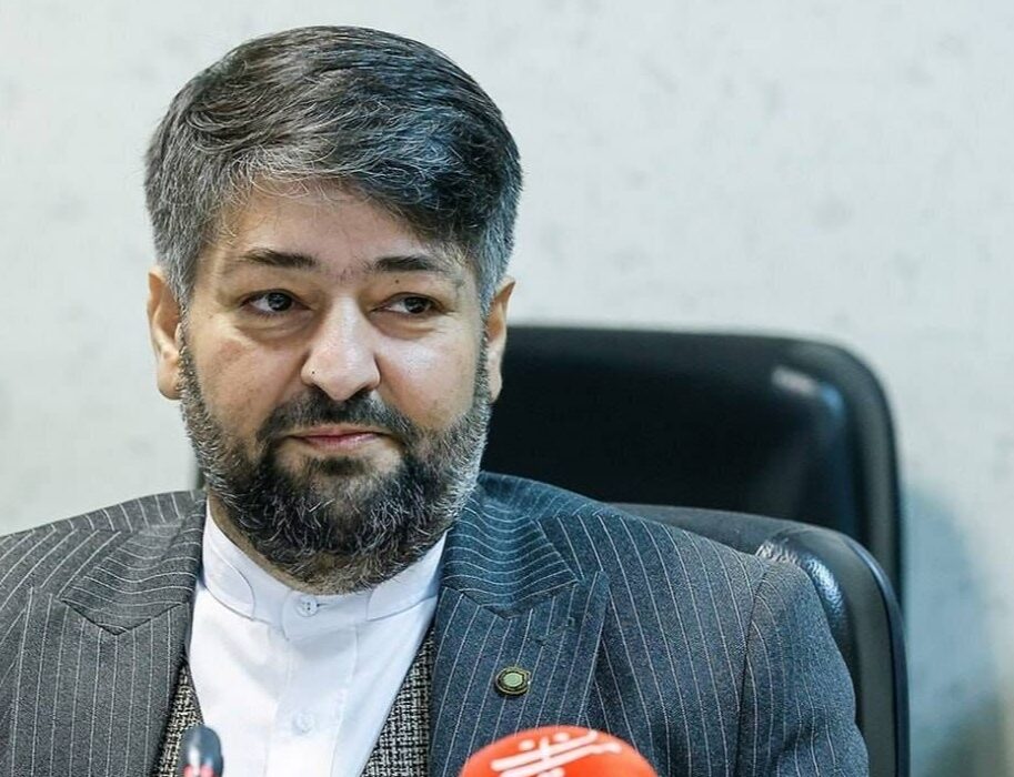 دفاع از حقوق ملی در مجامع بین‌المللی