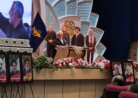 ایمان، شرط اول پیروزی حق در برابر باطل است