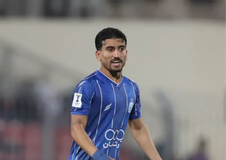 تنها محروم تقابل بزرگ تراکتور ـ استقلال