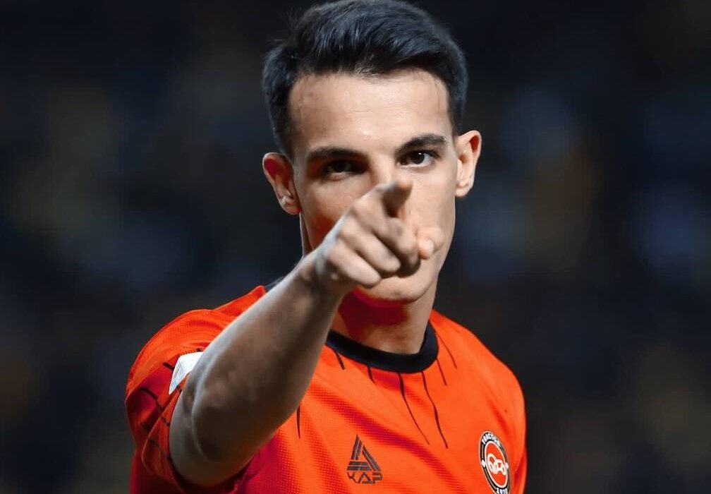 پسر تراکتـور، کابوس سپاهان