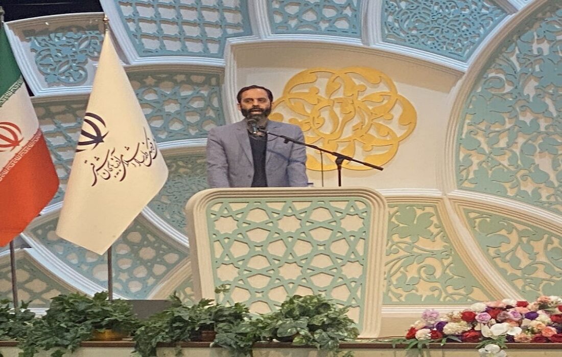 تمسک به قرآن رمز مقاومت و پیروزی است