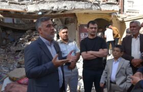 بازدید ترکمانان عراقی از جنایات آمریکایی_صهیونی در تبریز